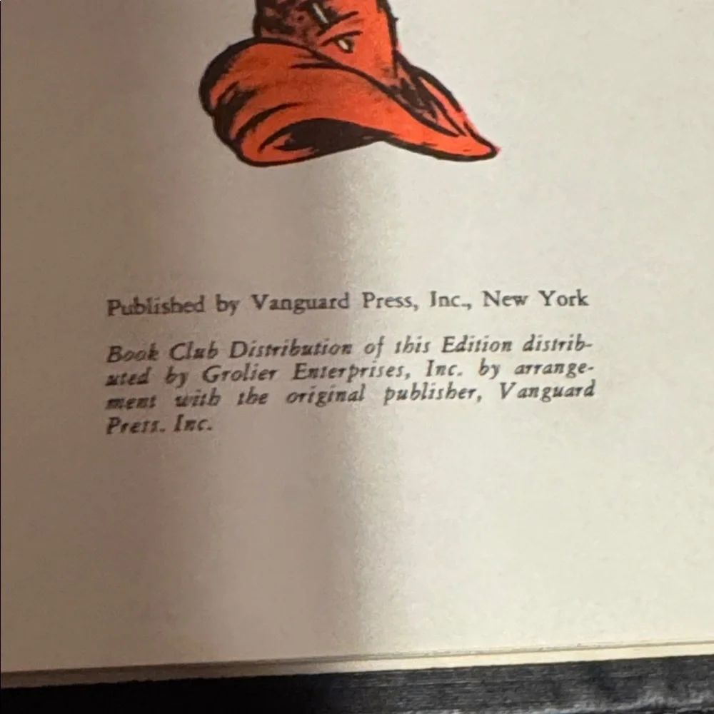 The 500 Hats of Bartholomew Cubbins by Dr. Seuss - Picture 7 of 12